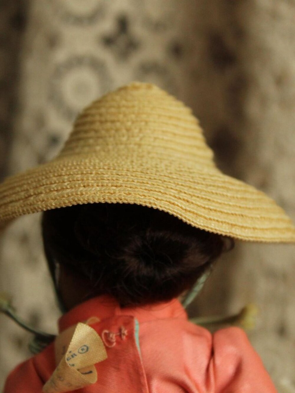 Vintage 1960s 1970s Madame Alexander Doll, Vietnam, Model #788, International - Picture 11 of 11